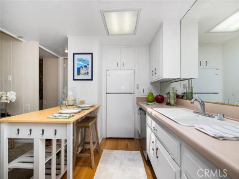 13381 El Dorado 202C M8 Drive, Seal Beach, CA