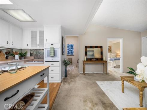 13381 El Dorado 202C M8 Drive, Seal Beach, CA