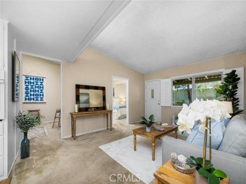 13381 El Dorado 202C M8 Drive, Seal Beach, CA