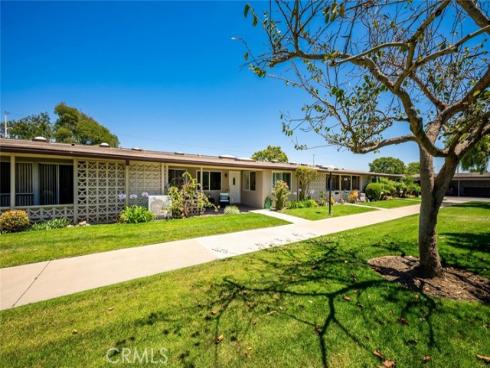 13381 El Dorado 202C M8 Drive, Seal Beach, CA