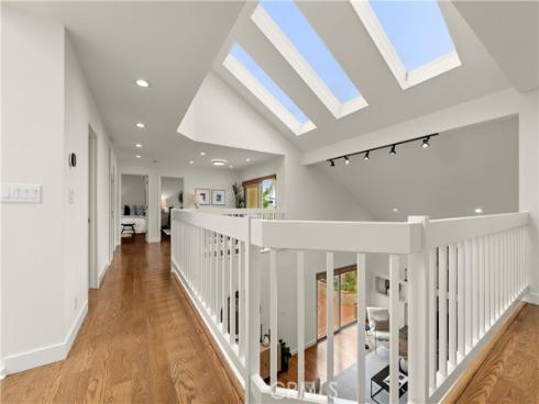 640  Island View  , Seal Beach, CA
