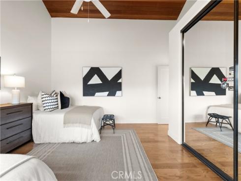 640  Island View  , Seal Beach, CA