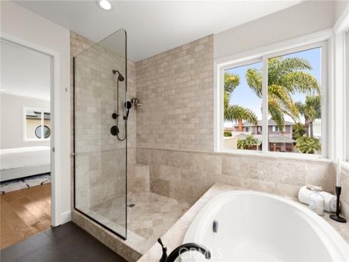 640  Island View  , Seal Beach, CA