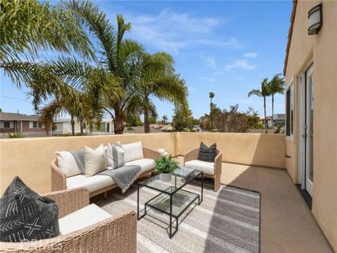 640  Island View  , Seal Beach, CA