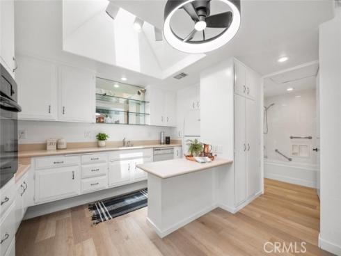 13721 Alderwood 28F LaneM-3, Seal Beach, CA