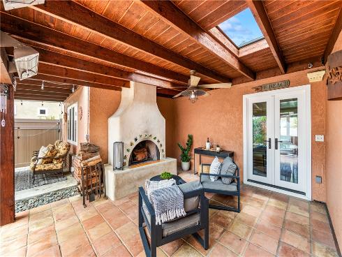 312  15th  , Seal Beach, CA