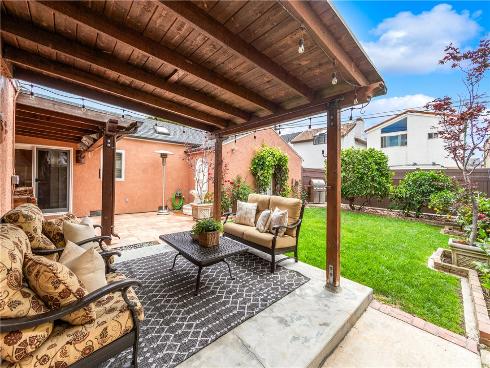 312  15th  , Seal Beach, CA