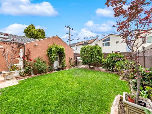 312  15th  , Seal Beach, CA
