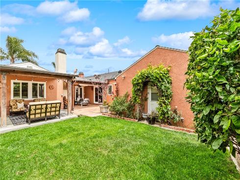 312  15th  , Seal Beach, CA