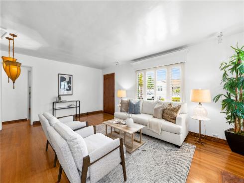 312  15th  , Seal Beach, CA