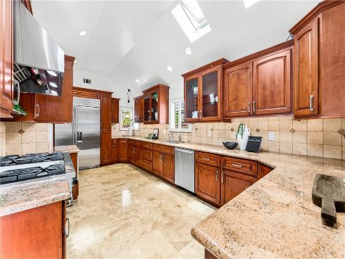 312  15th  , Seal Beach, CA