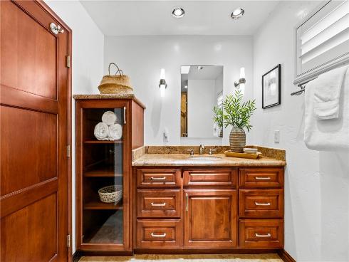 312  15th  , Seal Beach, CA