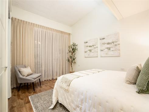 1075  Brookline Rd  220D , Seal Beach, CA