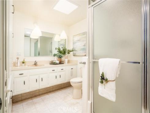 1075  Brookline Rd  220D , Seal Beach, CA