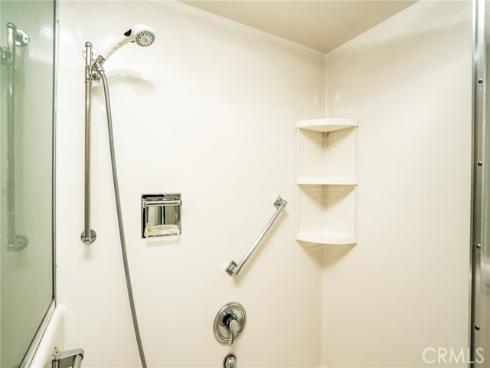 1075  Brookline Rd  220D , Seal Beach, CA