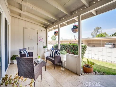 1075  Brookline Rd  220D , Seal Beach, CA