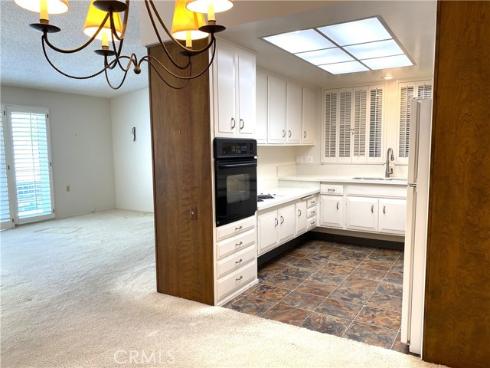 1950 Mckinney Way, M15-11j , Seal Beach, CA