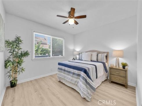 112 Stanford Lane, Seal Beach, CA