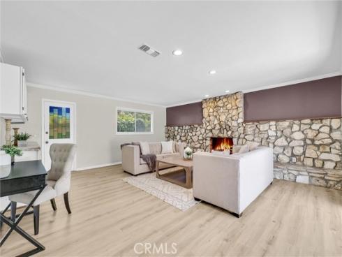 112 Stanford Lane, Seal Beach, CA