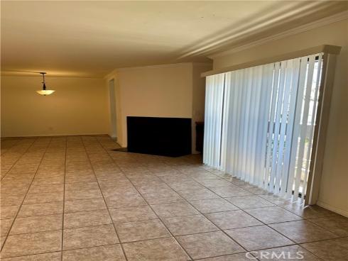 12476  Montecito  5  Road, Seal Beach, CA