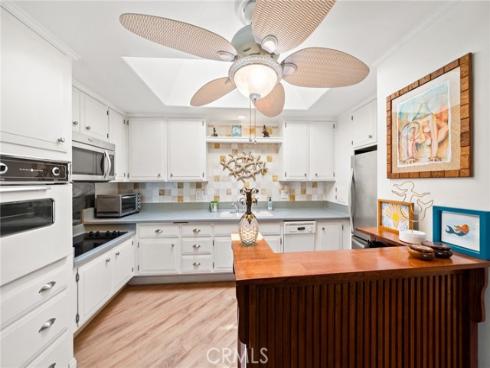 1240  Oakmont Road  M4-52H , Seal Beach, CA