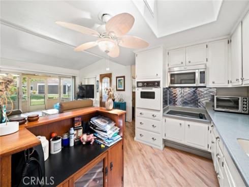 1240  Oakmont Road  M4-52H , Seal Beach, CA