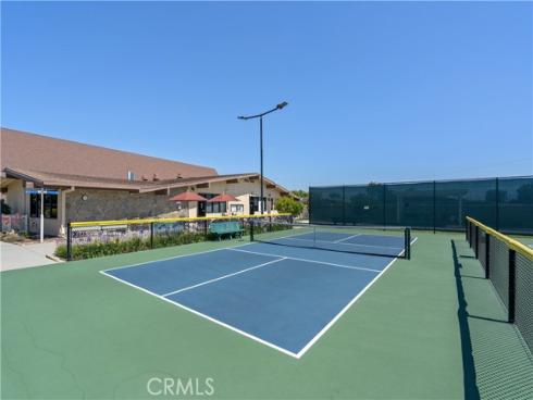 1240  Oakmont Road  M4-52H , Seal Beach, CA