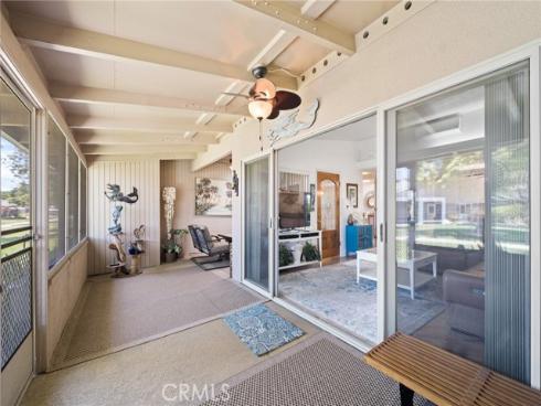 1240  Oakmont Road  M4-52H , Seal Beach, CA