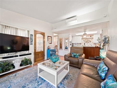 1240  Oakmont Road  M4-52H , Seal Beach, CA