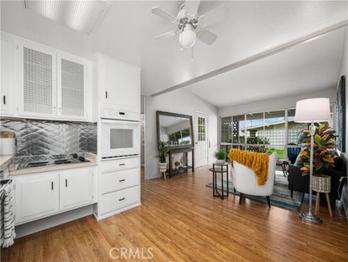 1562  Golden Rain  44G  RoadM-2, Seal Beach, CA