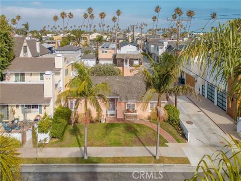 114  5th  , Seal Beach, CA