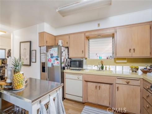 114  5th  , Seal Beach, CA