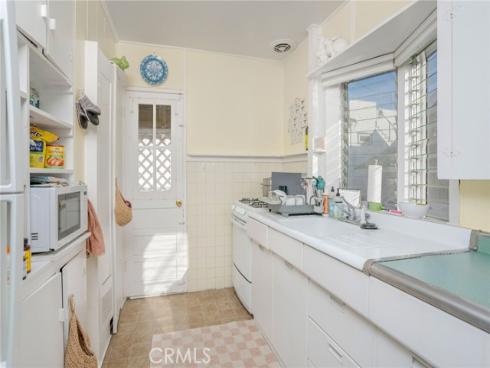 114  5th  , Seal Beach, CA