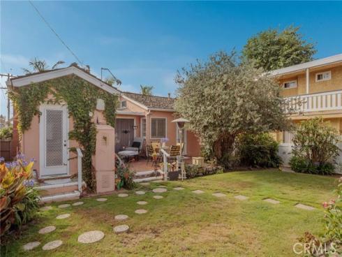 114  5th  , Seal Beach, CA