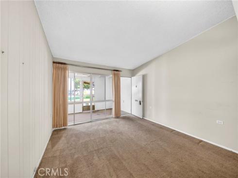 13660  Annandale  23 H  Drive, Seal Beach, CA