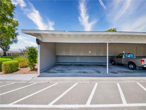 13660  Annandale  23 H  Drive, Seal Beach, CA