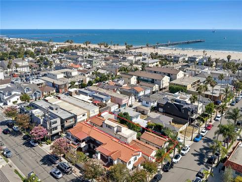 142  6th   Street, Seal Beach, CA
