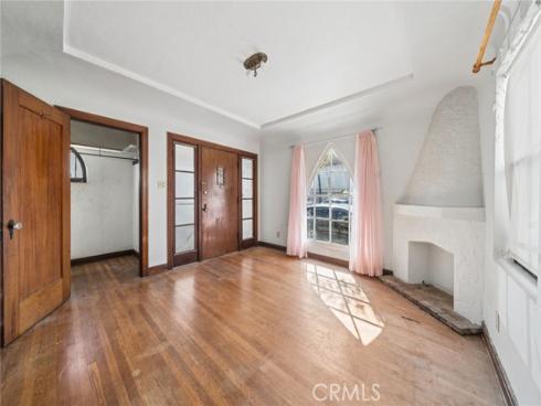 142  6th   Street, Seal Beach, CA