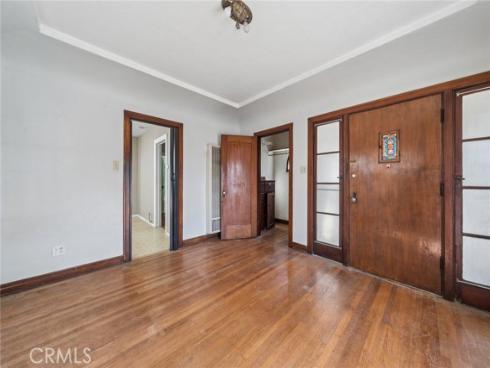 142  6th   Street, Seal Beach, CA