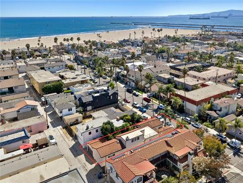 142  6th   Street, Seal Beach, CA