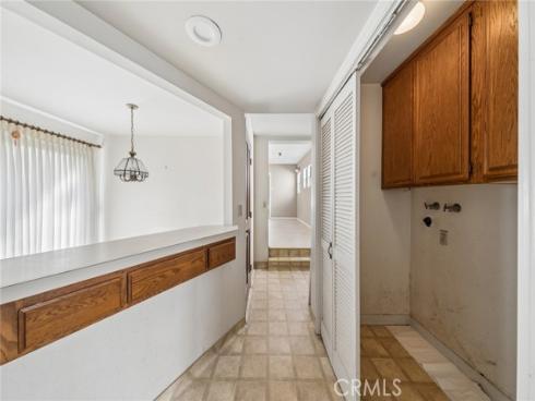 142  6th   Street, Seal Beach, CA