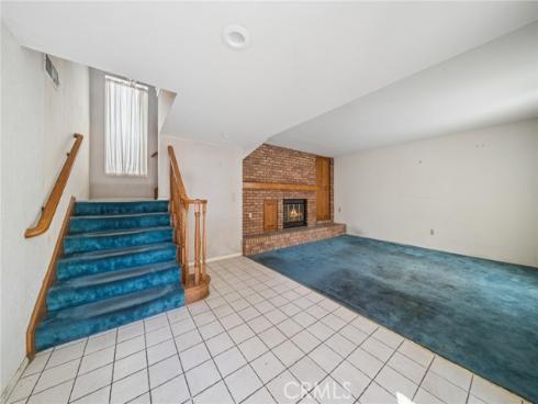 142  6th   Street, Seal Beach, CA
