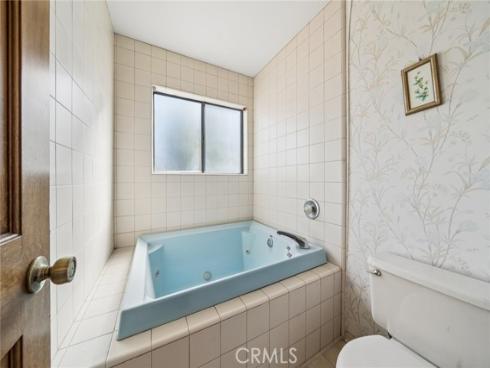 142  6th   Street, Seal Beach, CA