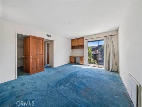 142  6th   Street, Seal Beach, CA