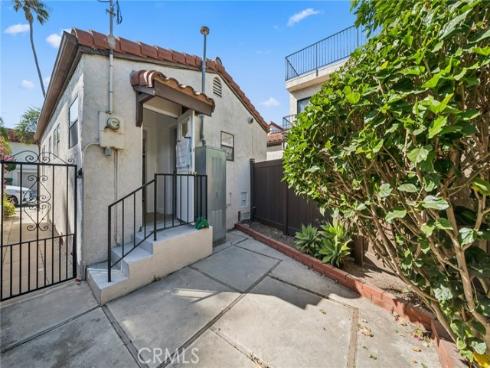 142  6th   Street, Seal Beach, CA