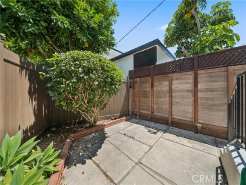 142  6th   Street, Seal Beach, CA