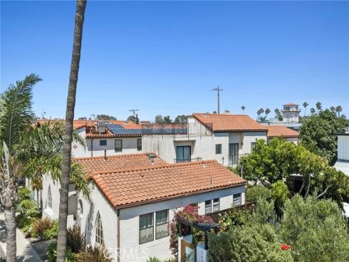 142  6th   Street, Seal Beach, CA
