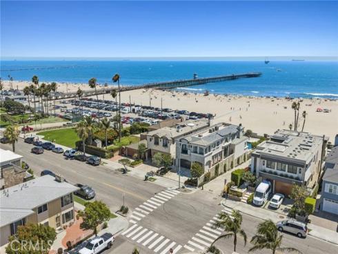 142  6th   Street, Seal Beach, CA