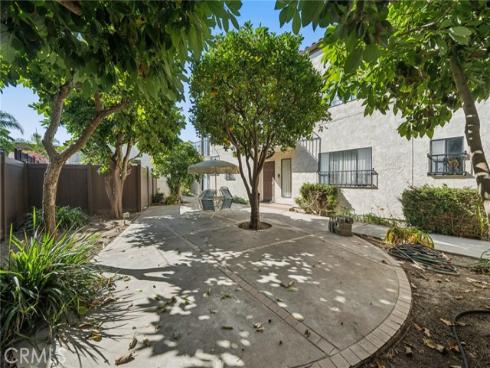142  6th   Street, Seal Beach, CA