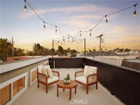150  13th   Street, Seal Beach, CA